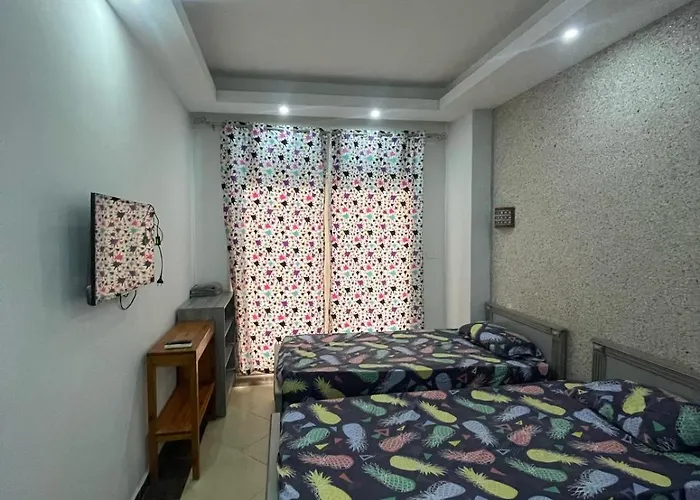 Steps From & Near Airport Furnteched, Kitchenette, Full Free Wifi * Hurghada
